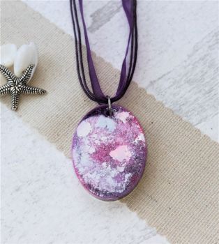 Purple toned oval
