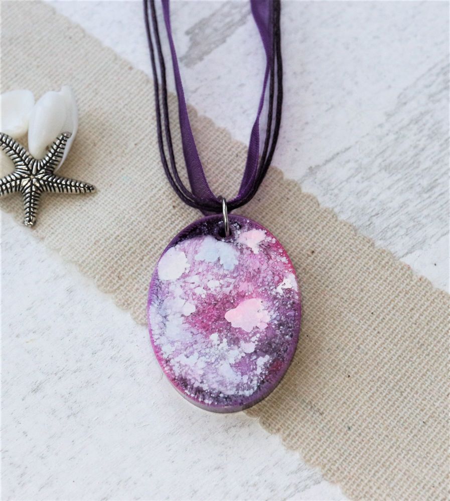 Purple toned oval