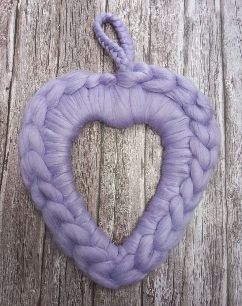 Chunky Wool Wreath - Lilac  