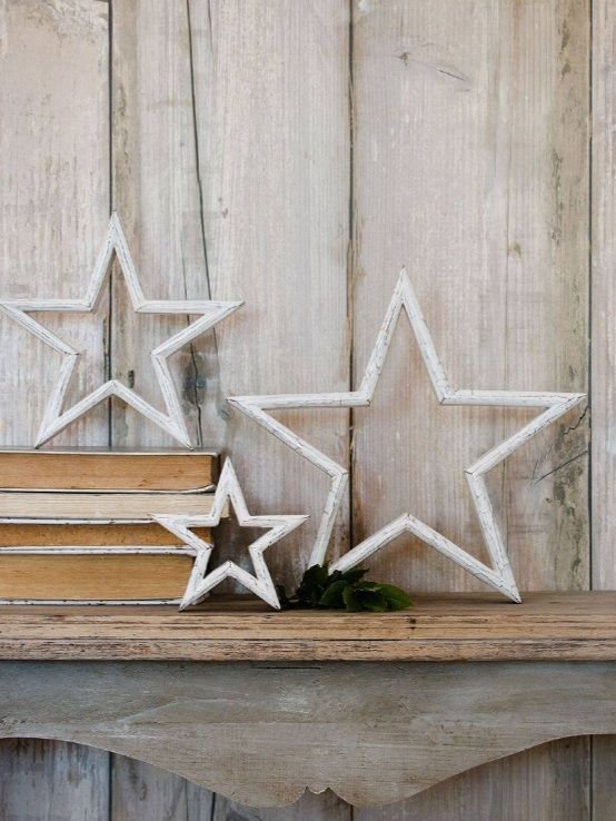 Freestanding White Wood Stars 