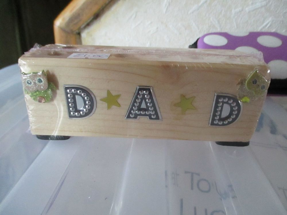 Dad - Wooden Stationery Caddy - Des In The Shed