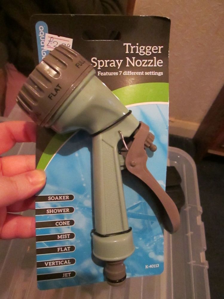 Green Handled Hose Gun Head Aqua Flow 7 Setting Trigger Spray Nozzle