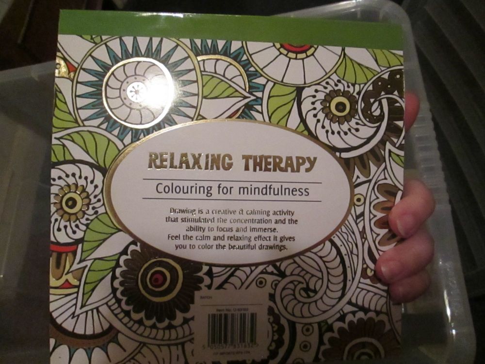 Green 120 Design - Relaxing Therapy - Colouring For Mindfulness