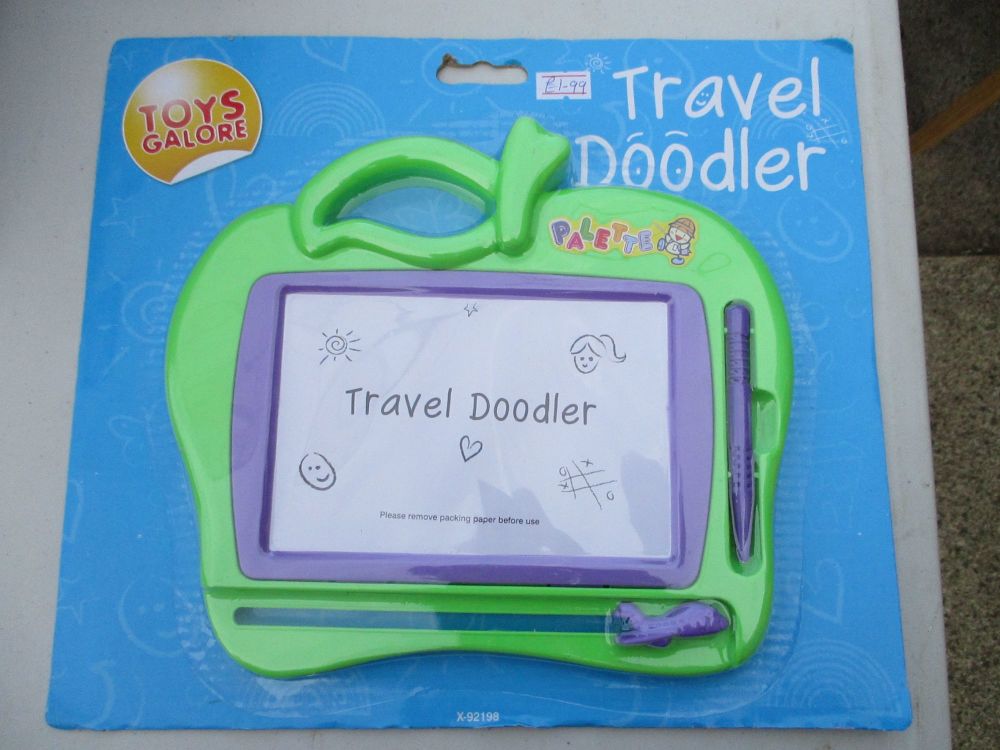Green Apple Palette Travel Doodler - Toys Galore