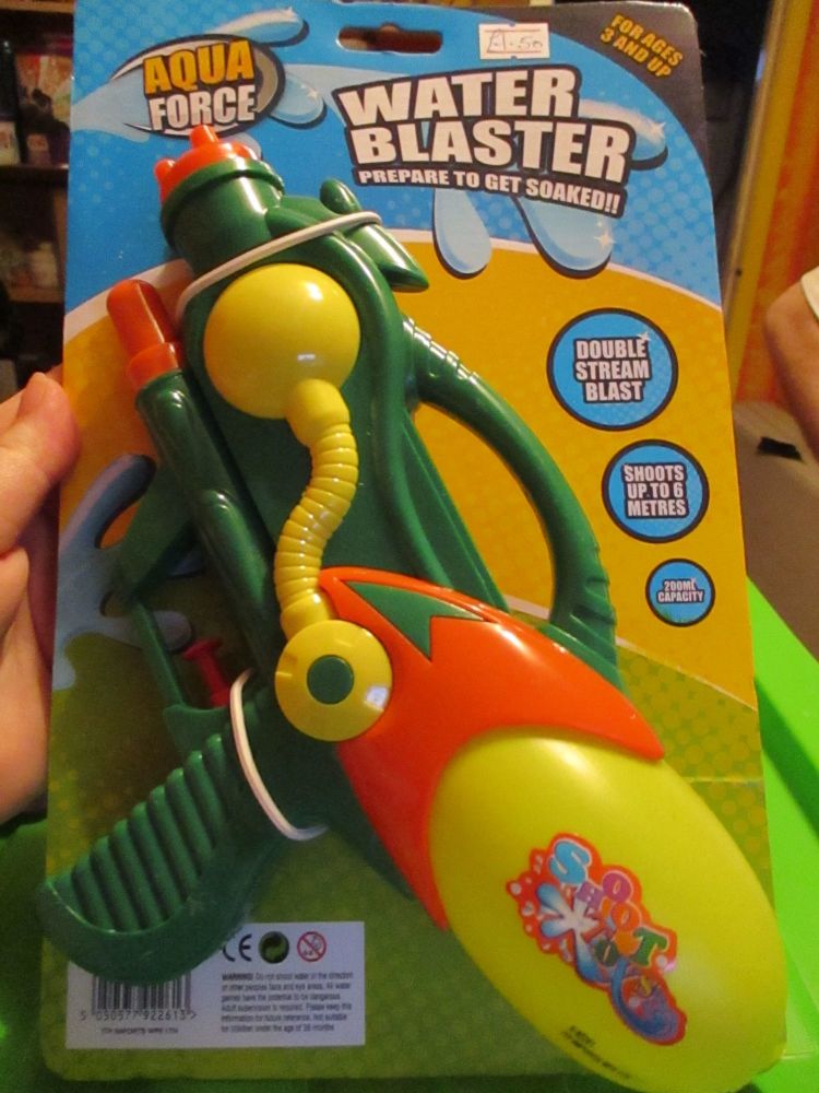 Green Aqua Force Water Blaster