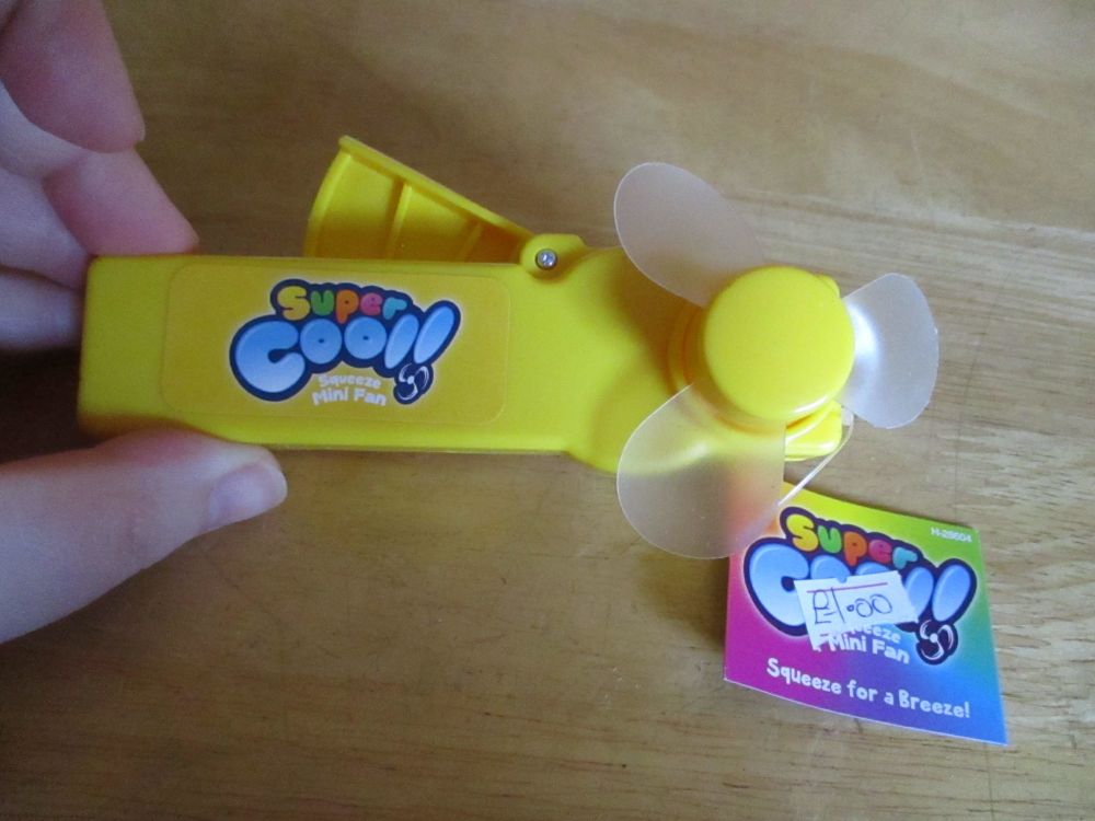 Yellow - Super Cool - Squeeze Mini Fan
