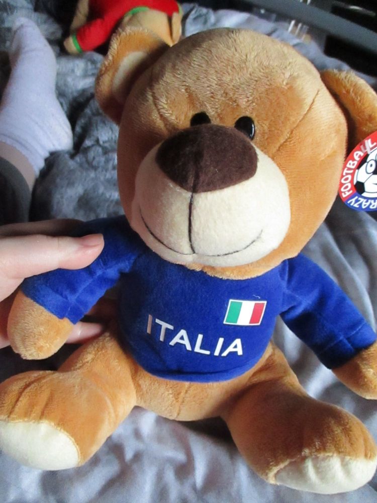 Italia W/Sewn Shirt - Football Crazy - Soft Toy