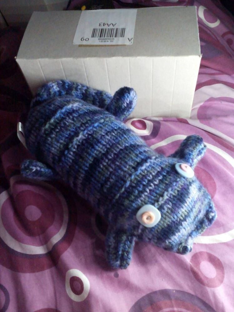 Blue Marbled Body with Lavender/Pink Eyes Scuttlecat - Knitted By KittyMumm