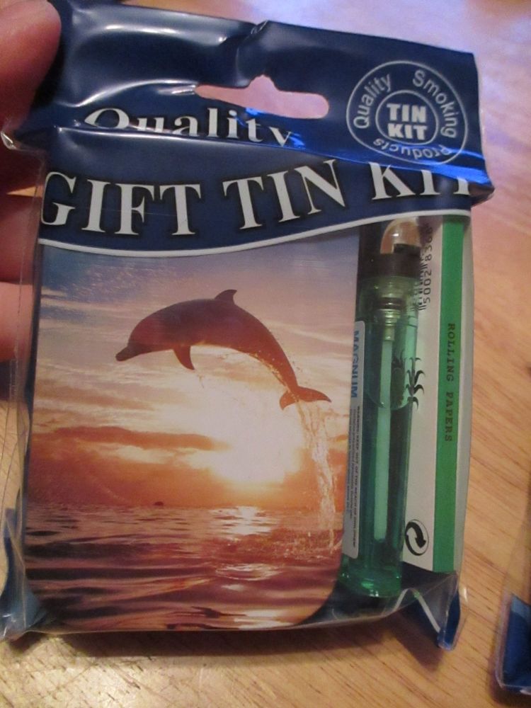 Dolphin Print Hinged Tabacco Tin Papers & Green Lighter Gift Set
