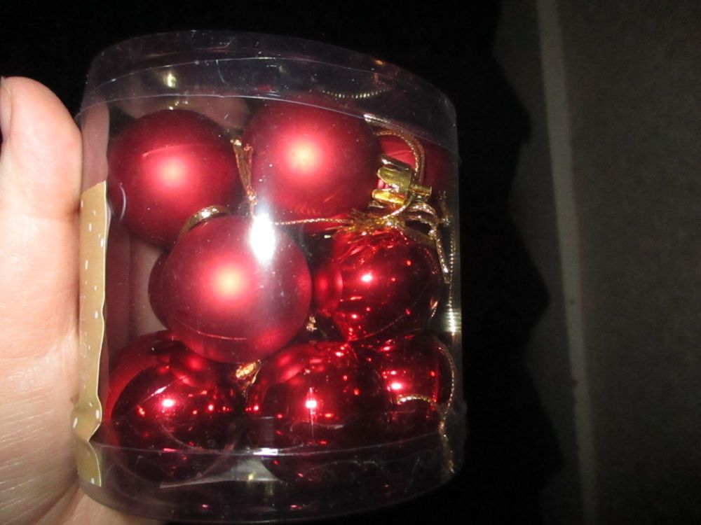 18pk Red Two Tone Mini Baubles