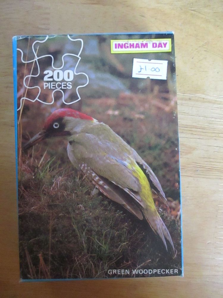 Ingham Day 200pc Green Woodpecker Jigsaw Puzzle (6pc missing)