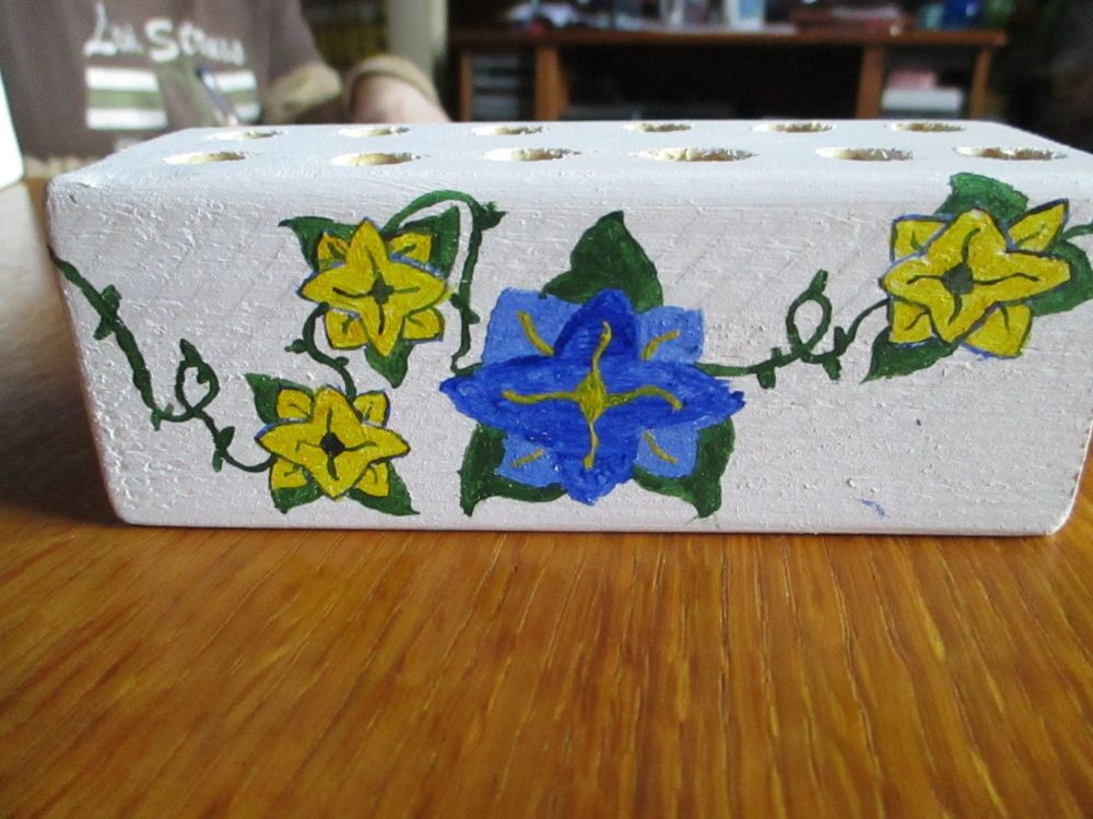 Blue & Yellow Flowers Green Vines 12 Hole White Stationery Block Kitty & The Pig