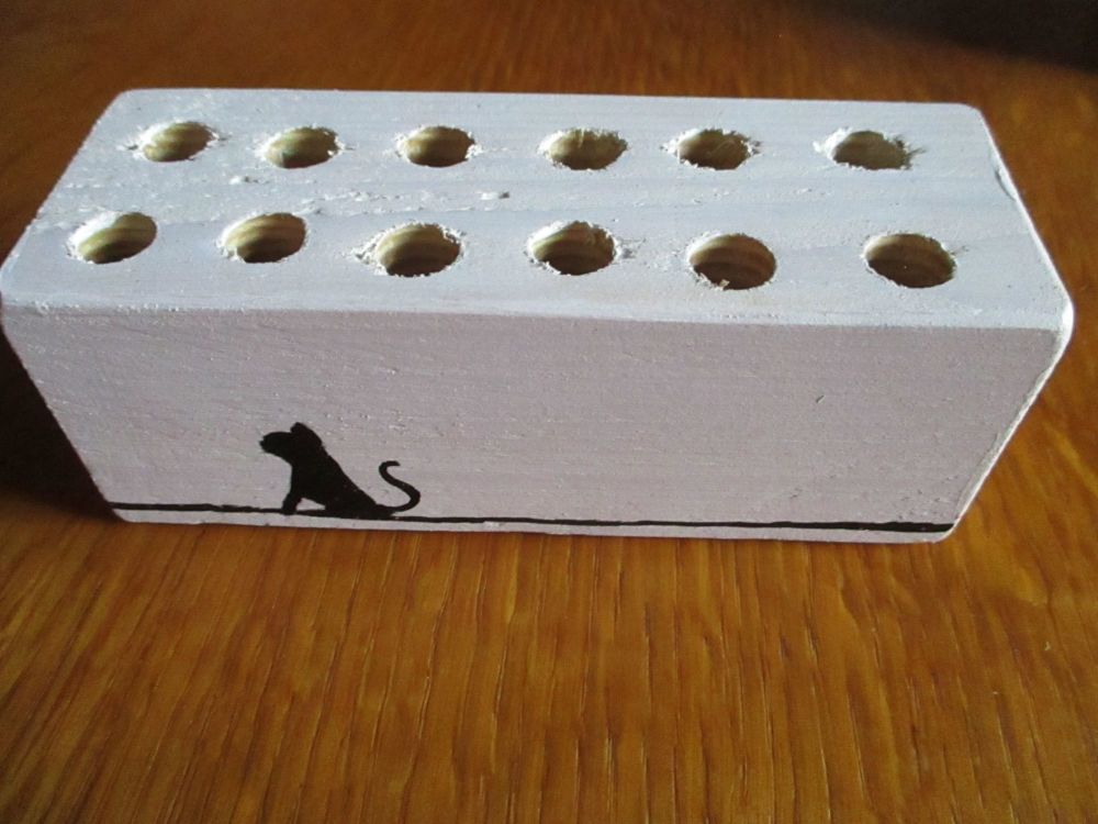 Silhouette Cat 12 Hole White Stationery Block (Type 2)