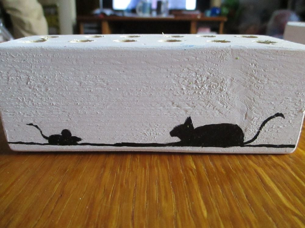 Silhouette Cat & Mouse 12 Hole White Stationery Block (Type 2)
