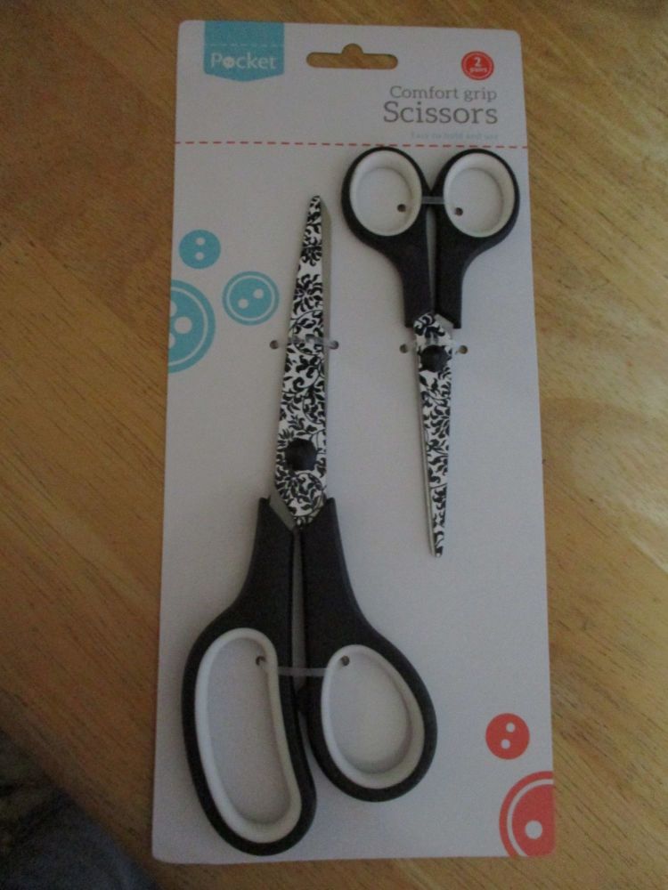 Black & White Floral Design - Comfort Grip Scissors - 2 Sizes/Pairs - Sewin