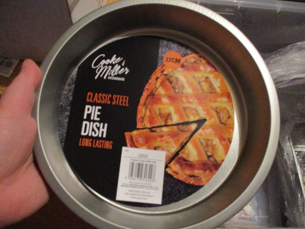 Classic Steel Pie Dish - Cooke & Miller
