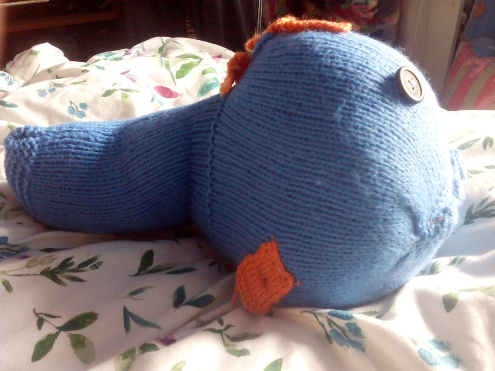 (*)Mid Blue Giant Fish Black Eyes Orange Fins Knitted Soft Toy