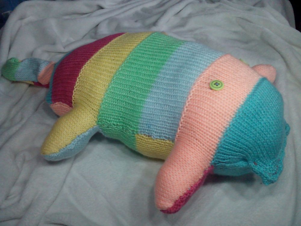 (*)Pastel Striped Turquoise Peach Pale Blue Mint Lemon Fuchsia with Green Eyes Giant Scuttlecat Knitted Soft Toy