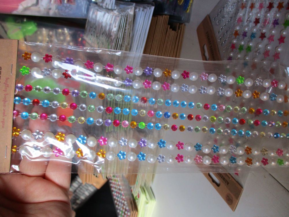 Multi-Colour Flower and Pearl Craft Corner Adhesive Jewels
