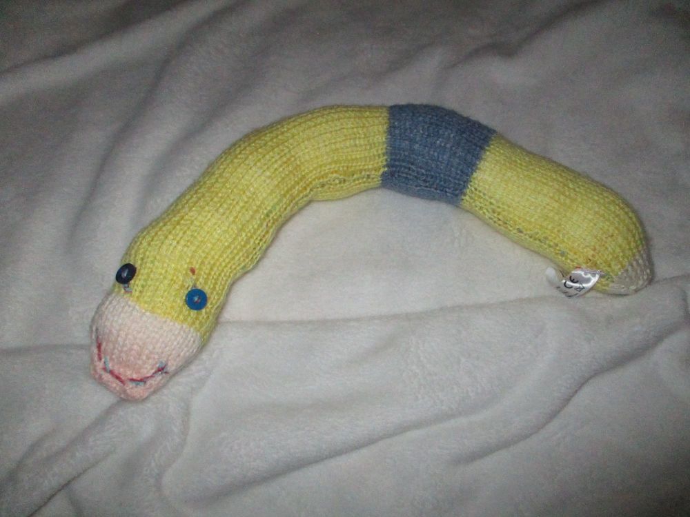 Pink Mouth Yellow Blue White Tip Midi Snake - Blue Green Eyes Knitted Soft Toy