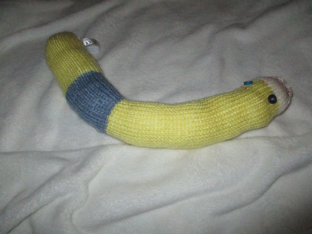 (*)Pink Mouth Yellow Blue White Tip Midi Snake - Blue Green Eyes Knitted Soft Toy