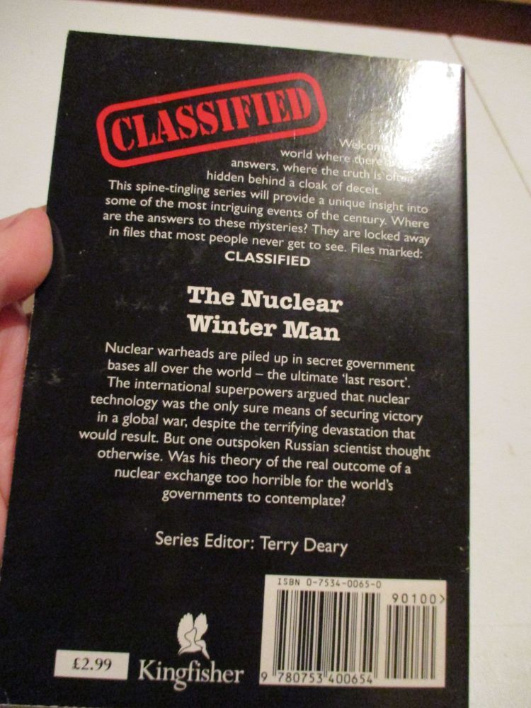 Terry Deary - The Nuclear Winter Man- Classified