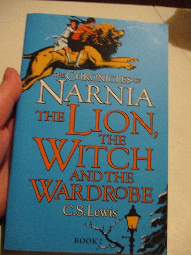 C.S Lewis - The Chronicles Of Narnia Book 2 - The Lion, The Witch and The W