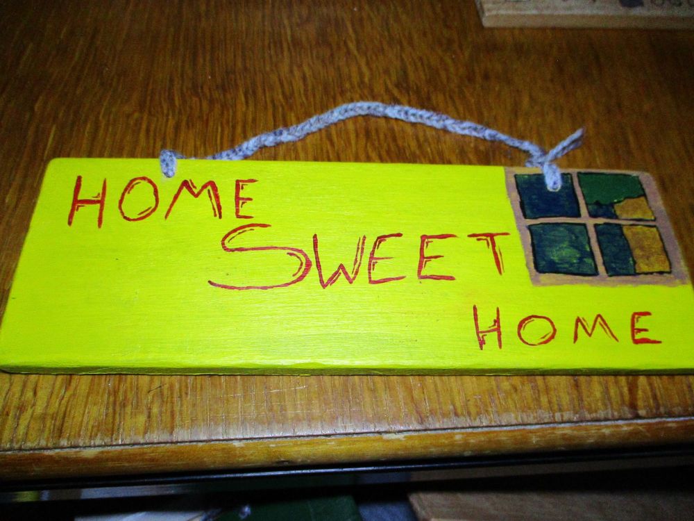 Home Sweet Home - Wooden Painted Sign