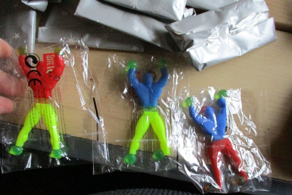 Pre-wrapped Sticky Hands Wall Walker Toy for party bag or surprise gifting