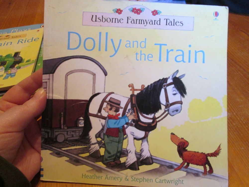 Dolly and the Train - Usborne Farmyard Tales