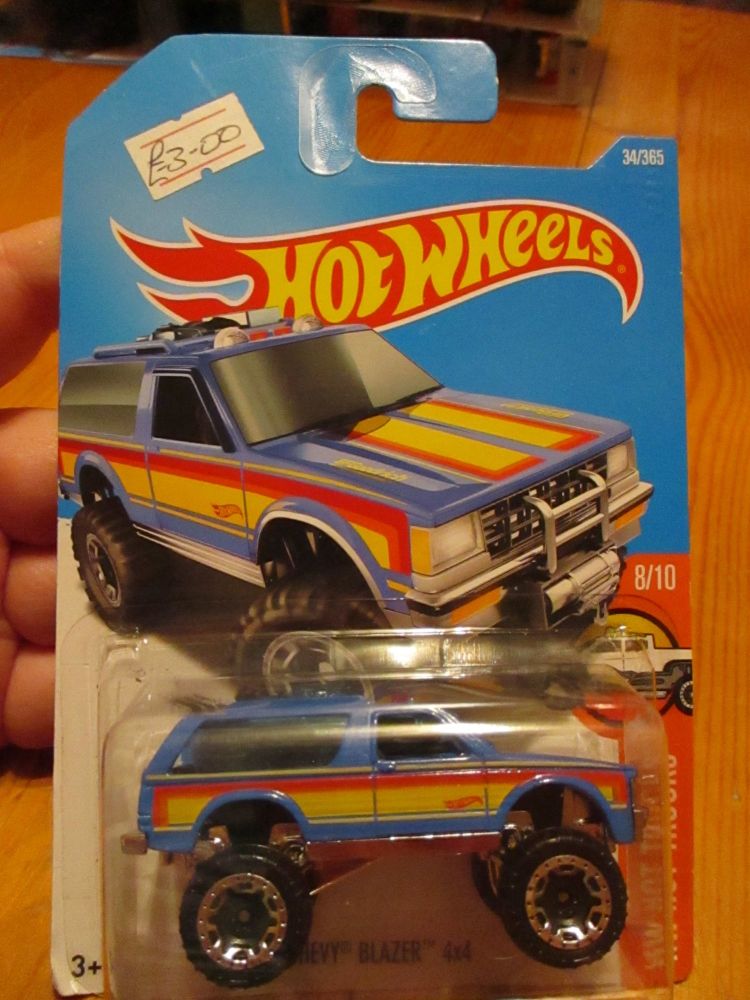 Chevy Blazer 4x4 - Hot Wheels - HW Hot Trucks
