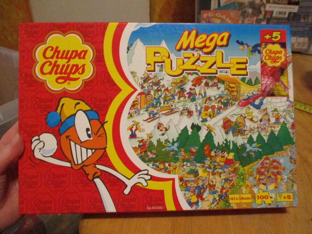 Winter Ski Slope Scene - Chupa Chups Mega Puzzle 100pc - RARE & Vintage