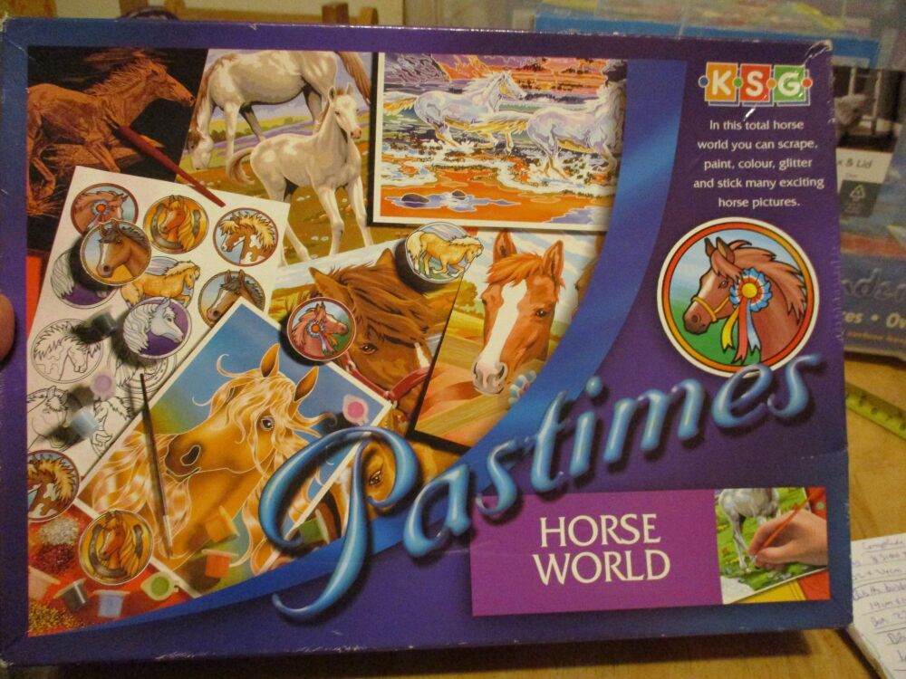 KSG Pastimes Horse World - Paint, Scrape, Colour, Glitter, Stick