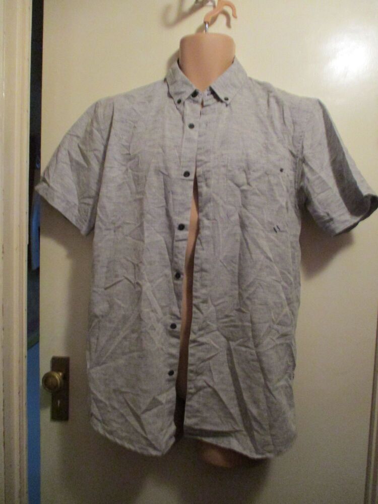 Regatta Size M - Shirt - Grey with Speckled appearance