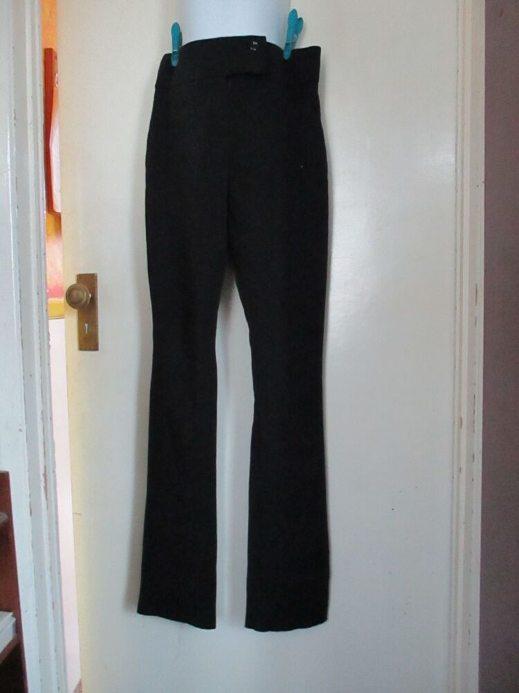 Salonwear Direct Size 6 Black Trousers - Slight Stain to label