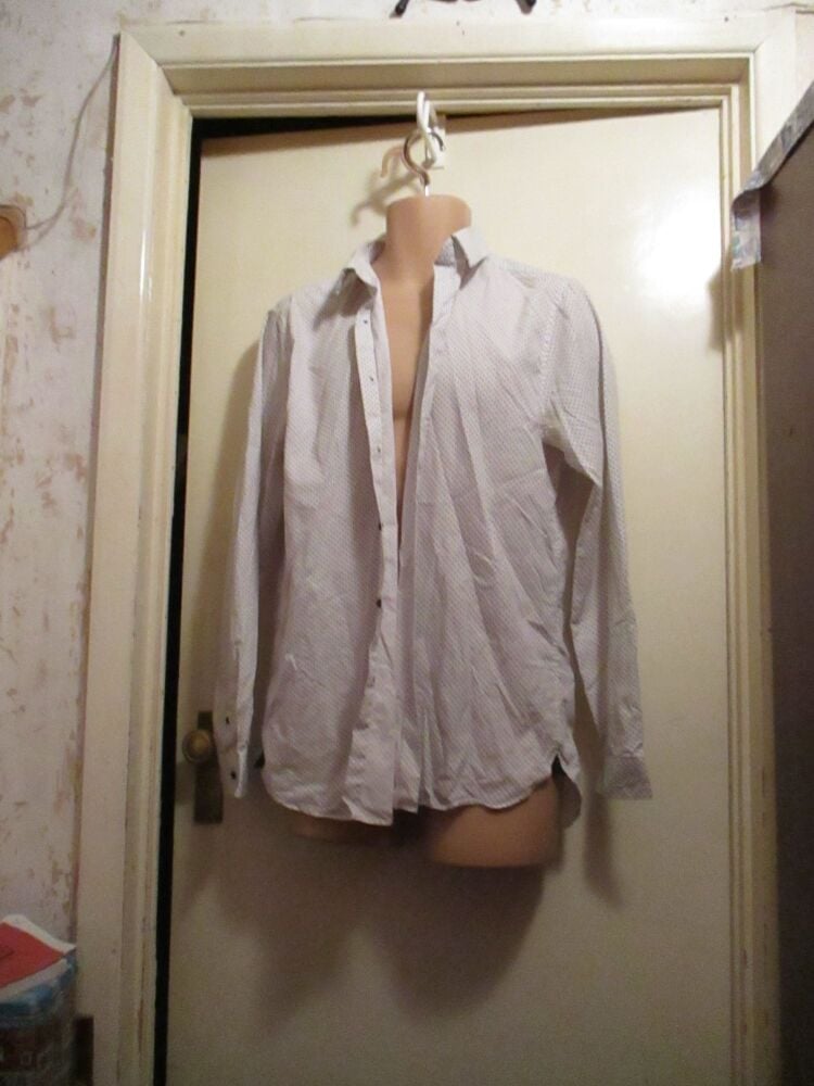 Burton Menswear Size 16.5" L - White Long Sleeved Shirt with Shaped Polkadots