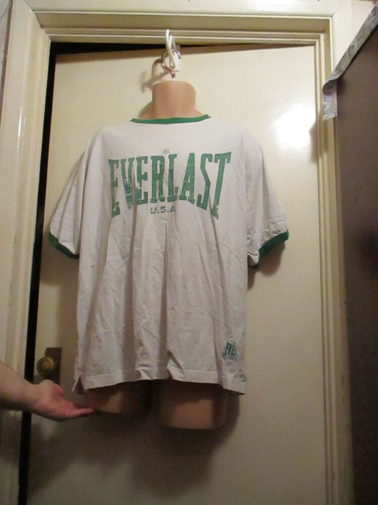 White Everest Size XL T-Shirt with Green detail