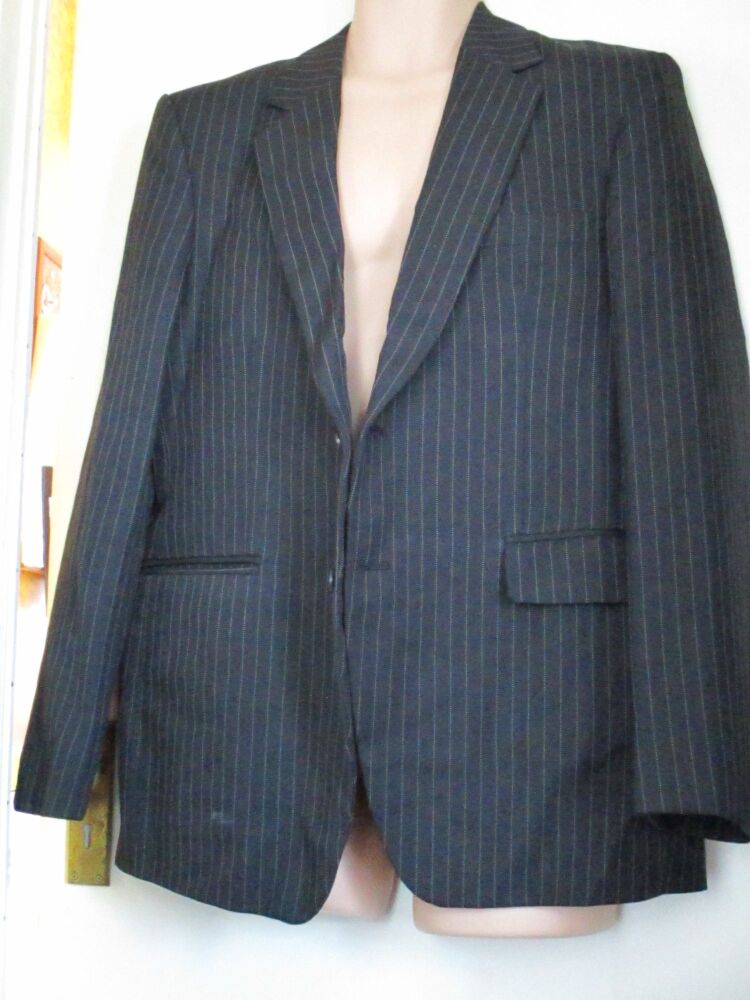 Unknown Brand - Black Suit Jacket Size Unknown - Guesstimate Medium with Wh