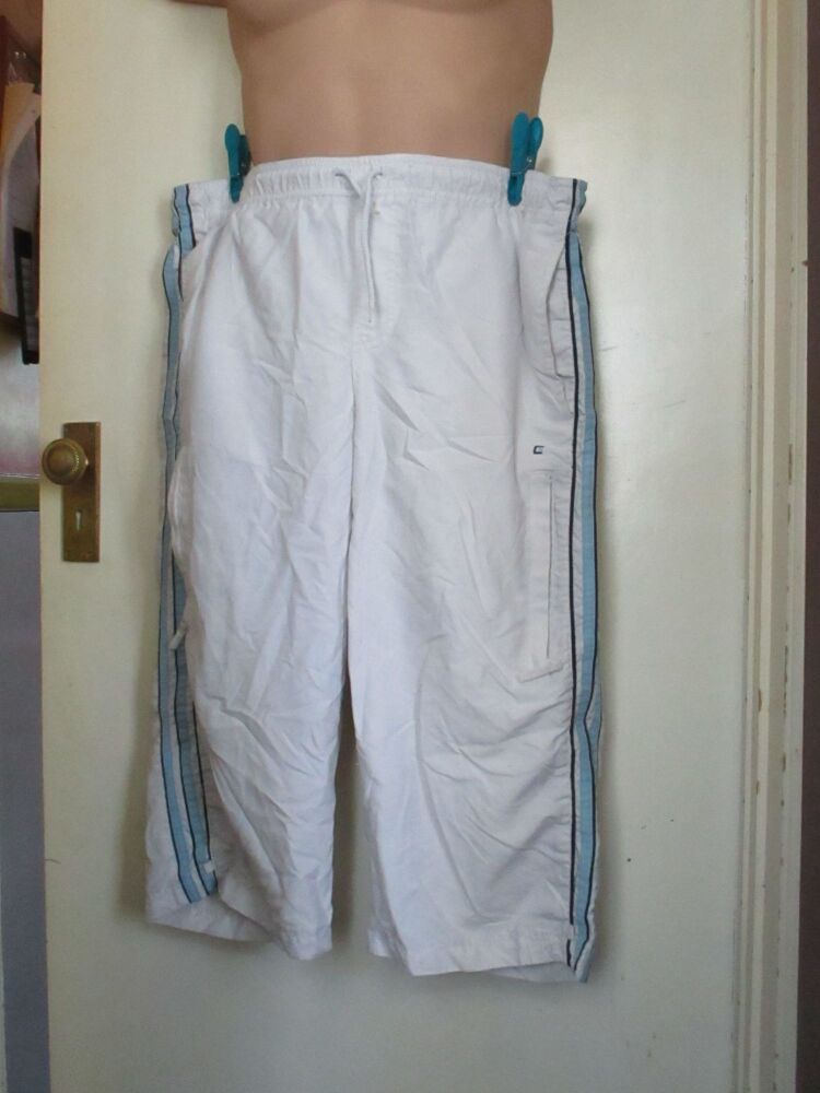 Cedarwood State Size M White with blue trim 3/4 Length Trousers - Badly Sta
