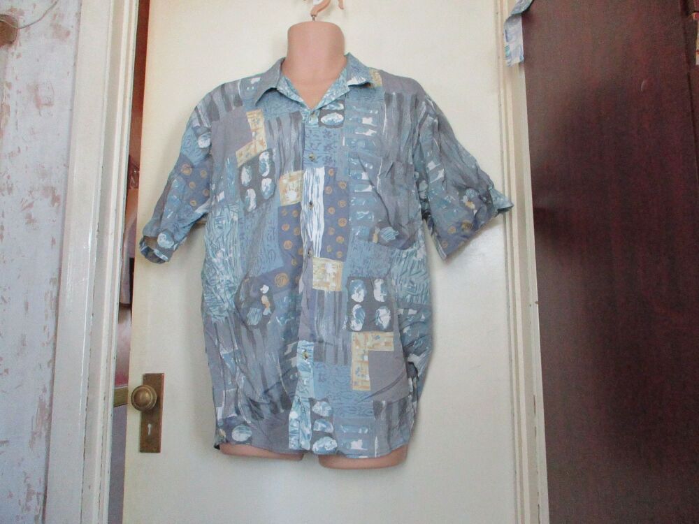 Faded look Vintage Casuals Short Sleeve Size XL Shirt