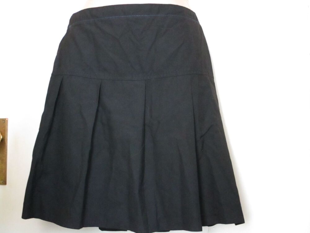 Black M&S Size M Pleated Skirt - possibly been repaired