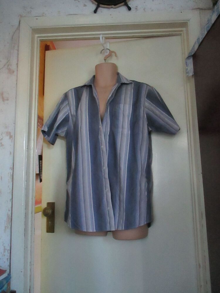 Lincoln Grey Blue White Gradient Stripes Shirt - Long Sleeved - Size M