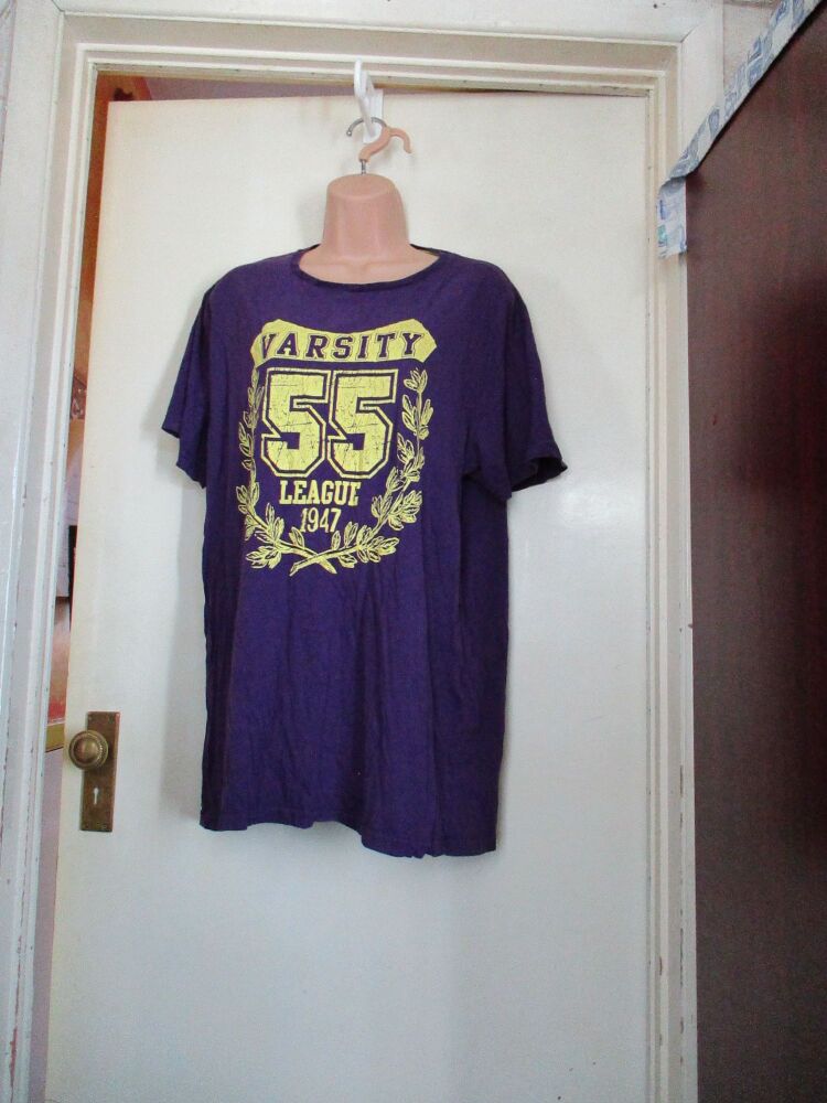 Varsity 1947 Cedarwood State Purple with Yellow Trim T-Shirt - Size XL