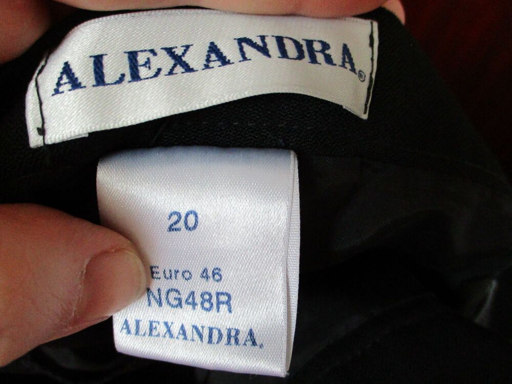 Alexandra Black Size 20 Skirt - slight threading