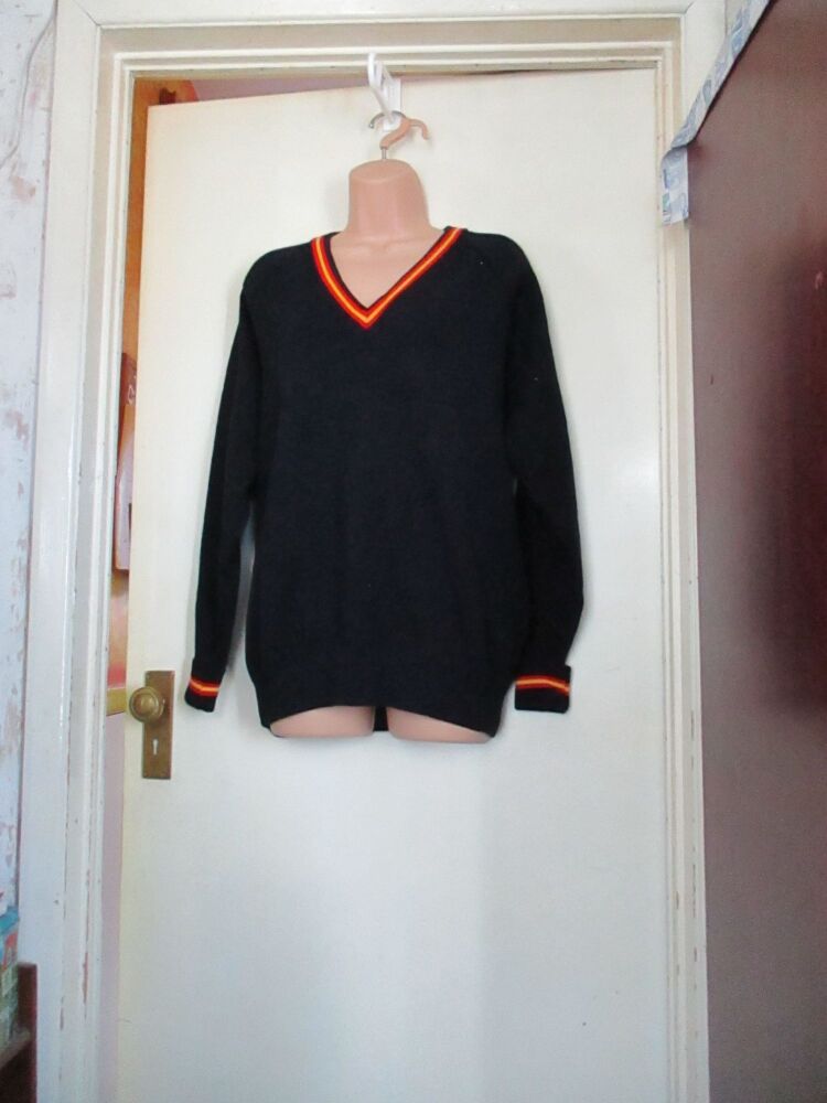 TPA Balmoral - Vintage Knitted Jumper Pullover - Dark Navy Blue with Orange Red Trim - Size 42" (16)