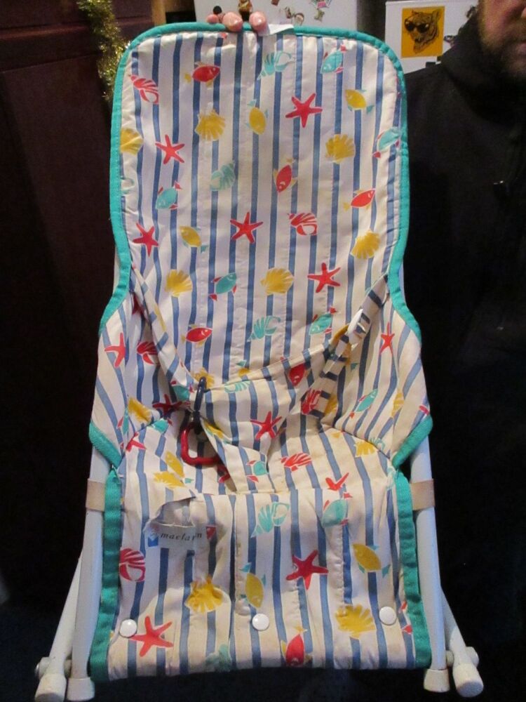 Maclaren Vintage Baby Rocker Seat - Small damage but good condition