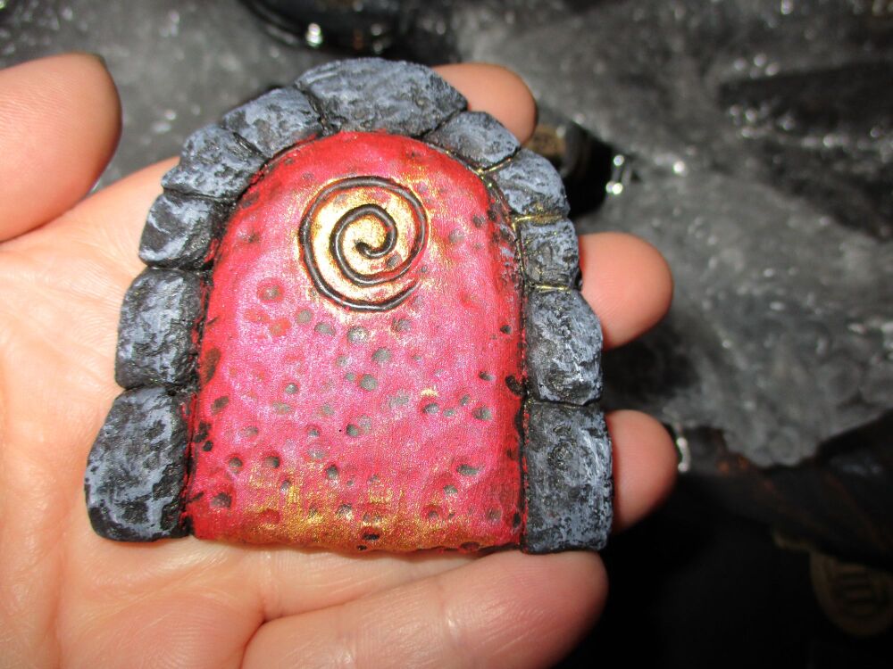 Burnished Red with Gold Swirl - Miniature Fairy Elf Door Ornament - Resin (FD)#1