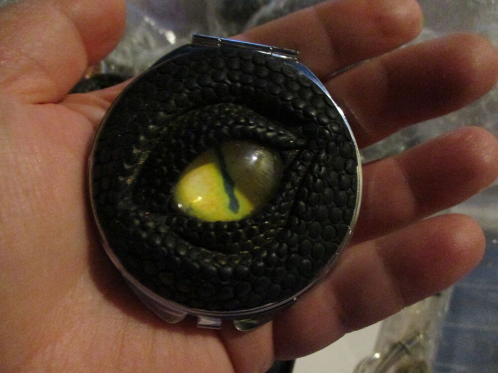 Black with Yellow Iris - Dragon Eye Scale Design Ornamental Compact Mirror - Slight chip
