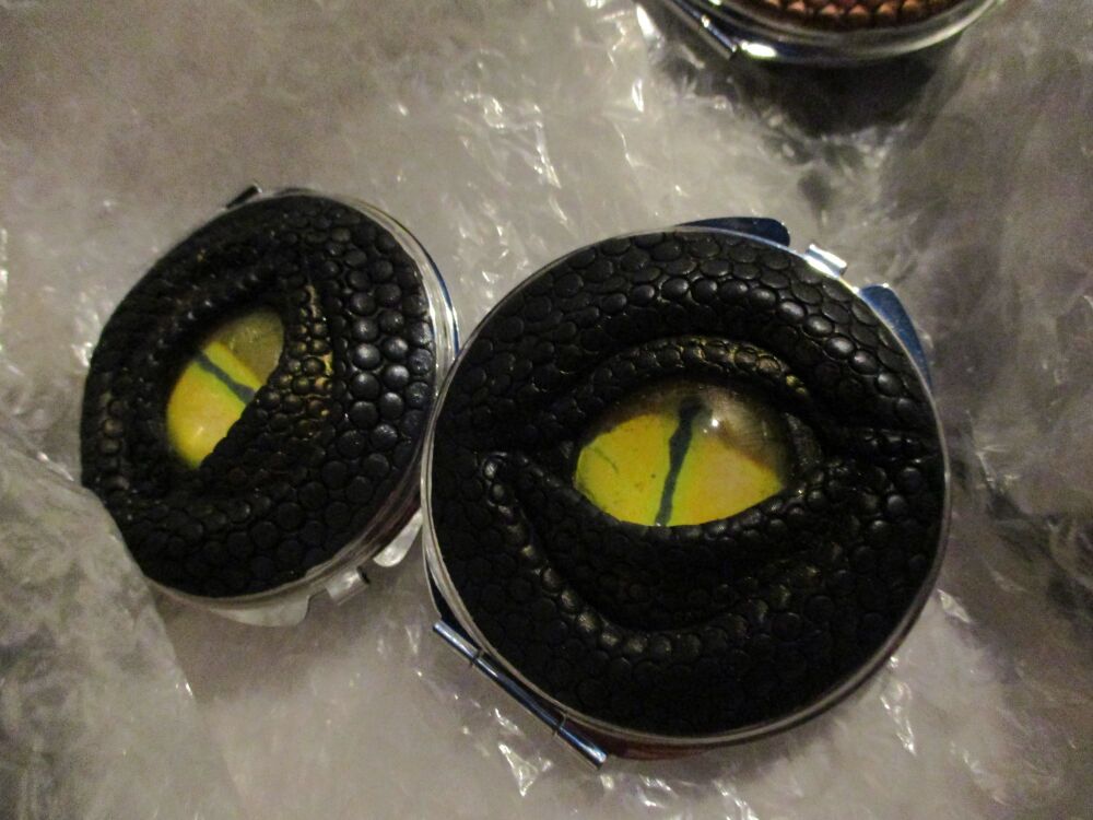 Gold Dusted Black Yellow Iris - Dragon Eye Scale Design Ornamental Compact Mirror