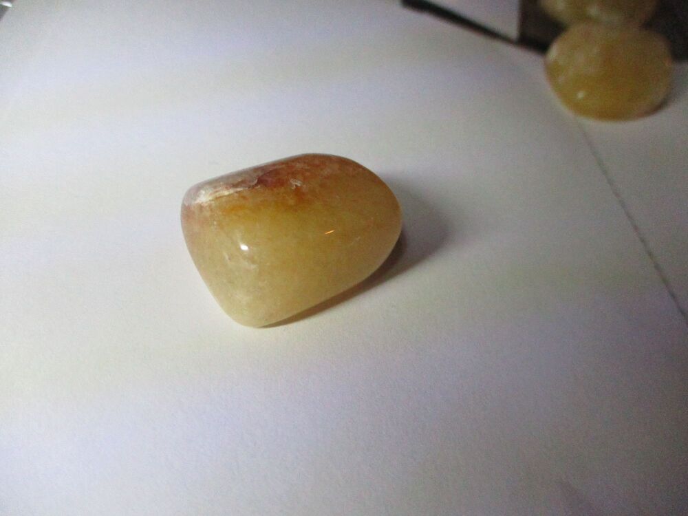Polished Yellow Aventurine Quartz Healing Crystal Tumble Stone (y)#7